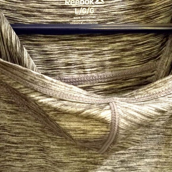 Reebok Womans Cowl Neck Hooded Tank large black grey & white fitness gym life - Picture 2 of 3